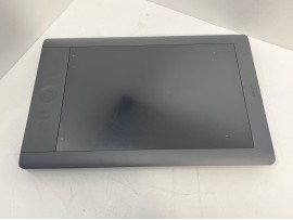 WACOM Intuos5 Touch PTH850 Large Pen Tablet 12.80" x 8" Active Area клас А