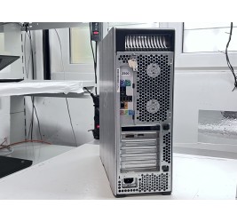 HP Z600 Xeon E5620 16GB 128GB Radeon R7 240 2GB