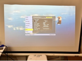 Epson EB-685Wi 1146часа клас А