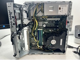 Lenovo ThinkCentre M725s Ryzen 5 PRO 2400G 8GB 260GB Radeon Vega