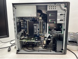 HP Workstation Z440 E5-1620 V3 16GB 512GB Quadro K2200 4GB (gpu 3577)
