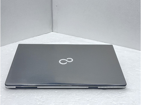 Fujitsu LIFEBOOK S937 13.3" i5-7200U 16GB 260GB клас А