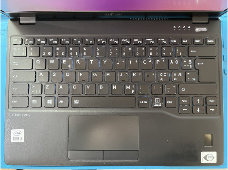 Fujitsu LIFEBOOK U9310 13.3" touch i5-10210U 16GB 260GB клас А
