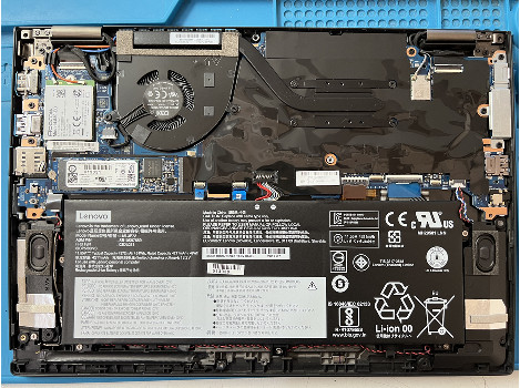 Lenovo ThinkPad X390 Yoga 13.3" touch i5-8365U 8GB 260GB клас А