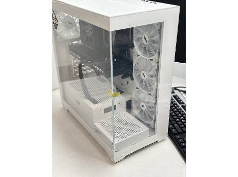 SubGo White Gen3 RYZEN 7 7700 32GB 1TB RTX5070