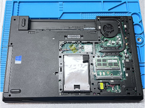 Lenovo ThinkPad L560 15.6" i5-6200U 8GB 260GB клас А
