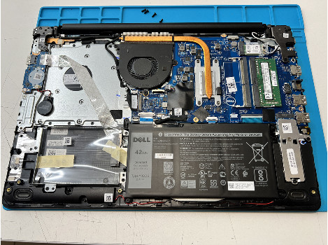 Dell Vostro 3583 15.6" i5-8265U 8GB 260GB клас А