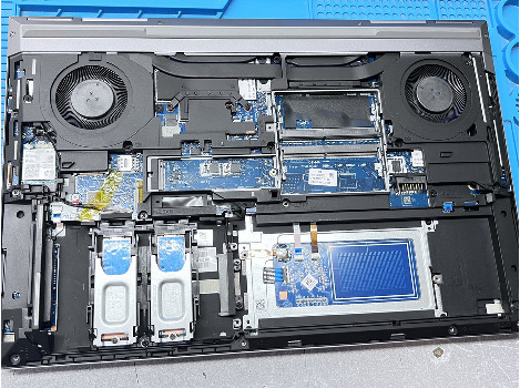 HP ZBook Fury 15 G8 15.6" i7-11800H 32GB 1020GB клас А