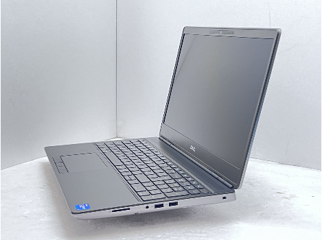 Dell Precision 7560 15.6" i7-11850H 32GB 1020GB клас А