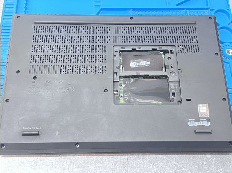 Lenovo Thinkpad P15 G2 15.6" i7-11850H 32GB 1000GB клас А