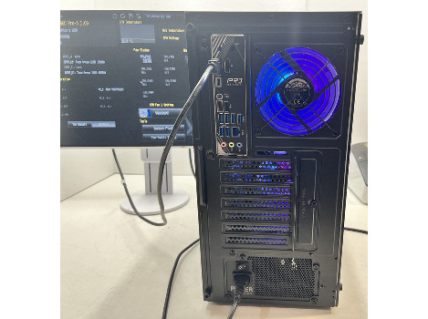 SubGo CMT160 CORE ULTRA 9 285K 32GB 1TB Intel® Graphics