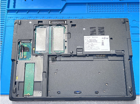 Fujitsu LIFEBOOK U728 12.5" i5-8250U 8GB 260GB клас А