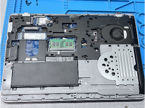 HP ProBook 650 G2 15.6" i5-6200U 8GB 260GB клас А