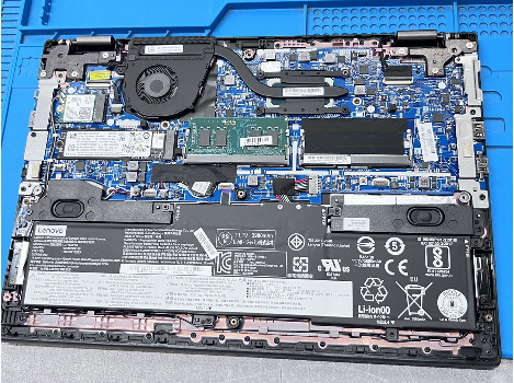 Lenovo ThinkPad L390 13.3" i3-8145U 8GB 260GB клас Като Нов