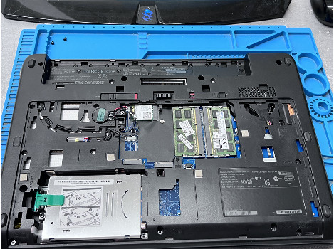 HP ZBook 15 G2 15.6" i7-4810MQ 32GB 260GB клас А
