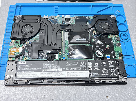 Lenovo ThinkPad P15 G1 15.6" i7-10750H 32GB 1020GB клас А