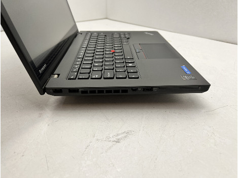 Lenovo ThinkPad T450 14" touch i5-5300U 8GB 260GB клас Като Нов
