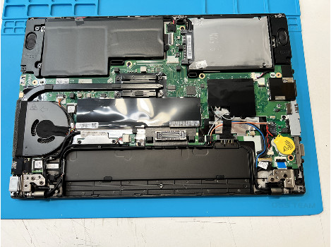 Lenovo ThinkPad T450 14" touch i5-5300U 8GB 260GB клас Като Нов