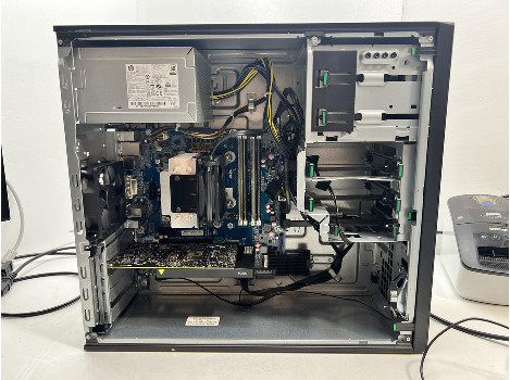 HP Z240 Workstation E3-1240 v6 32GB 260GB Quadro P2000 5GB