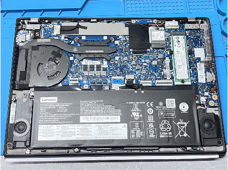 Lenovo ThinkPad X13 13.3" Ryzen 5 PRO 4650U 16GB 260GB клас А