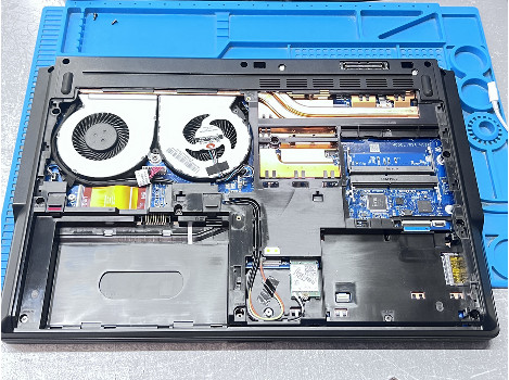 Fujitsu CELSIUS H780 15.6" i7-8850H 16GB 510GB клас А