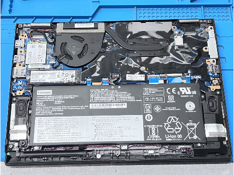 Lenovo ThinkPad X390 Yoga 13.3" touch i5-8365U 16GB 260GB клас Б