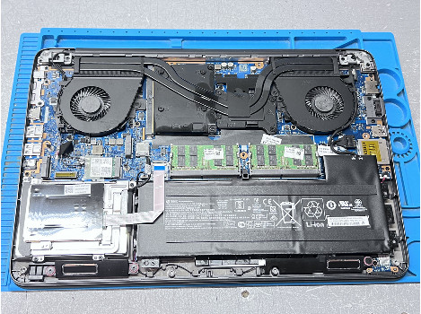 HP ZBook 15 G4 15.6" i7-7820HQ 32GB 260GB клас А