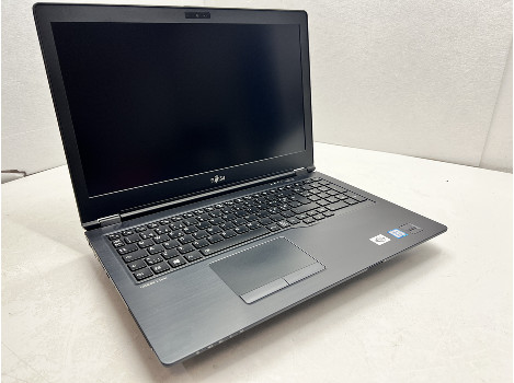 Fujitsu LIFEBOOK U758 15.6" i5-8250U 16GB 260GB клас А