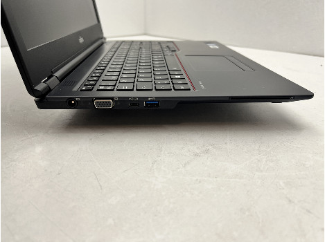 Fujitsu LIFEBOOK U758 15.6" i5-8250U 16GB 260GB клас А