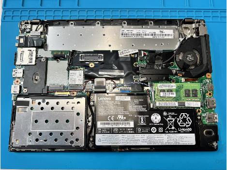 Lenovo ThinkPad X270 12.5" i3-7100U 8GB 260GB клас А