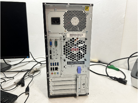 Lenovo ThinkStation P320 i7-7700 16GB 260GB