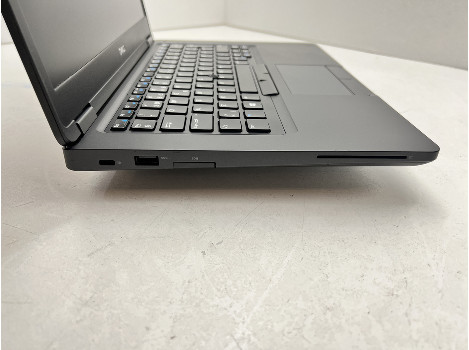Dell Latitude 5490 14" i3-8130U 8GB 260GB клас А