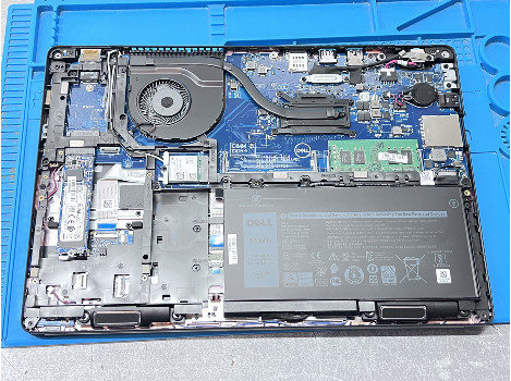 Dell Latitude 5490 14" i3-8130U 8GB 260GB клас А