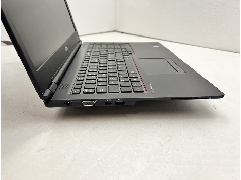Fujitsu LIFEBOOK U758 15.6" i5-8250U 16GB 260GB клас А