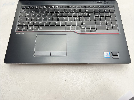 Fujitsu LIFEBOOK U758 15.6" i5-8250U 16GB 260GB клас А