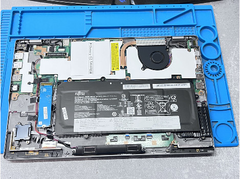 Fujitsu LIFEBOOK U7511 15.6" i5-1135G7 16GB 510GB клас Б