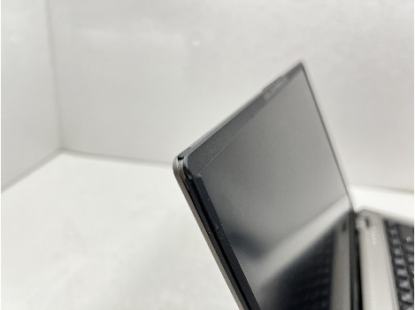 Fujitsu LIFEBOOK U7411 14" i5-1135G7 16GB 260GB клас Б