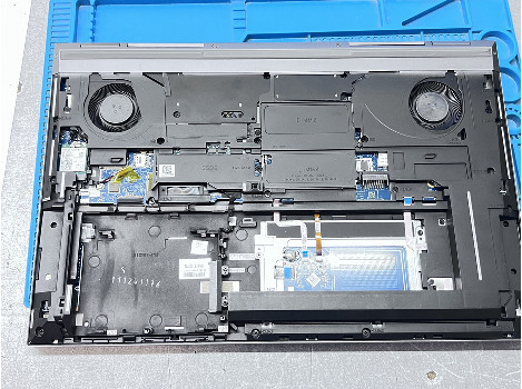 HP ZBook Fury 17 G8 17.3" i7-11850H 32GB 510GB клас А