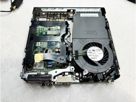 Lenovo ThinkCentre M710q i5-7400T 16GB 260GB UHD 530