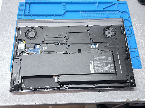 HP ZBook Fury 17 G8 17.3" i7-11850H 32GB 510GB клас А