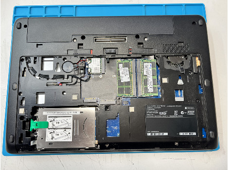 HP ZBook 15 15.6" i7-4800MQ 32GB 260GB клас А