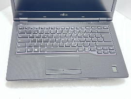 Fujitsu LIFEBOOK E549 14" i3-8145U 8GB 260GB клас А