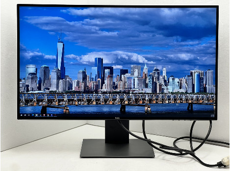Dell UltraSharp U2721DE 27" (клас А)