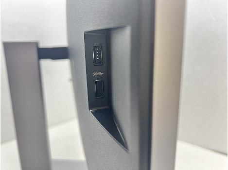 HP EliteDisplay E273 27" (клас А)