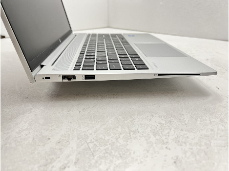 HP ProBook 650 G8 15.6" i5-1135G7 16GB 260GB клас Като Нов