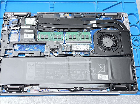 Dell Precision 3561 15.6" i7-11850H 32GB 1020GB клас А