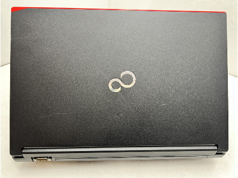 Fujitsu LIFEBOOK E556 15.6" i3-6100U 8GB 130GB клас А