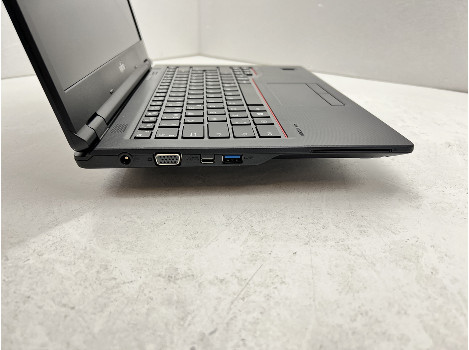 Fujitsu LIFEBOOK E549 14" i3-8145U 8GB 260GB клас А