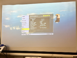 Проектор Epson EB-685Wi 2834часа клас А