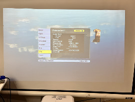 Проектор Epson EB-685Wi 1442часа клас А